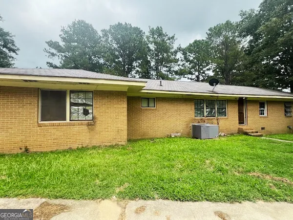 a view of a house with pool