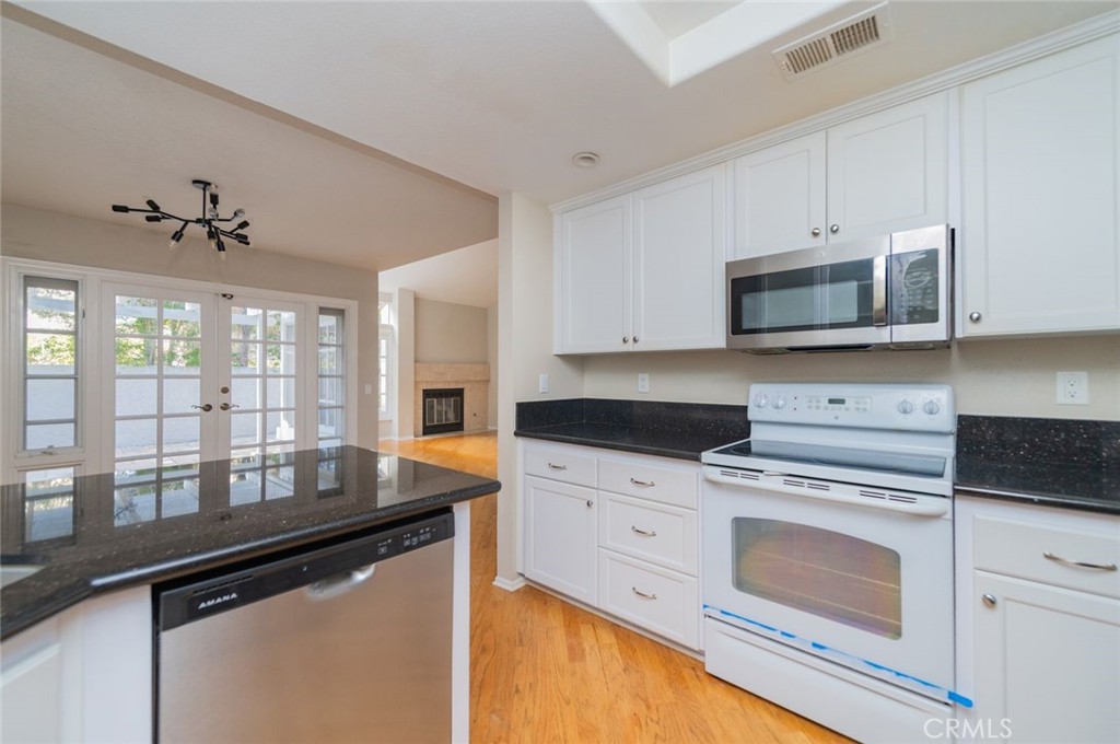 96 Stanford Court Irvine, CA 92612 - Photo 12 of 24 Kitchen