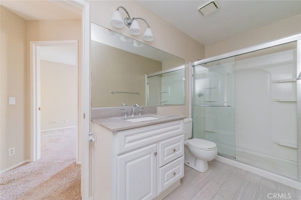 96 Stanford Court Irvine, CA 92612 - Photo 21 of 24 Bathroom2