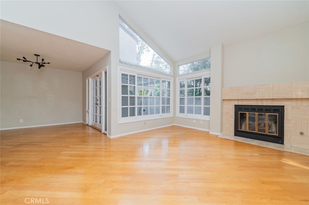 96 Stanford Court Irvine, CA 92612 - Photo 6 of 24 Family / living room