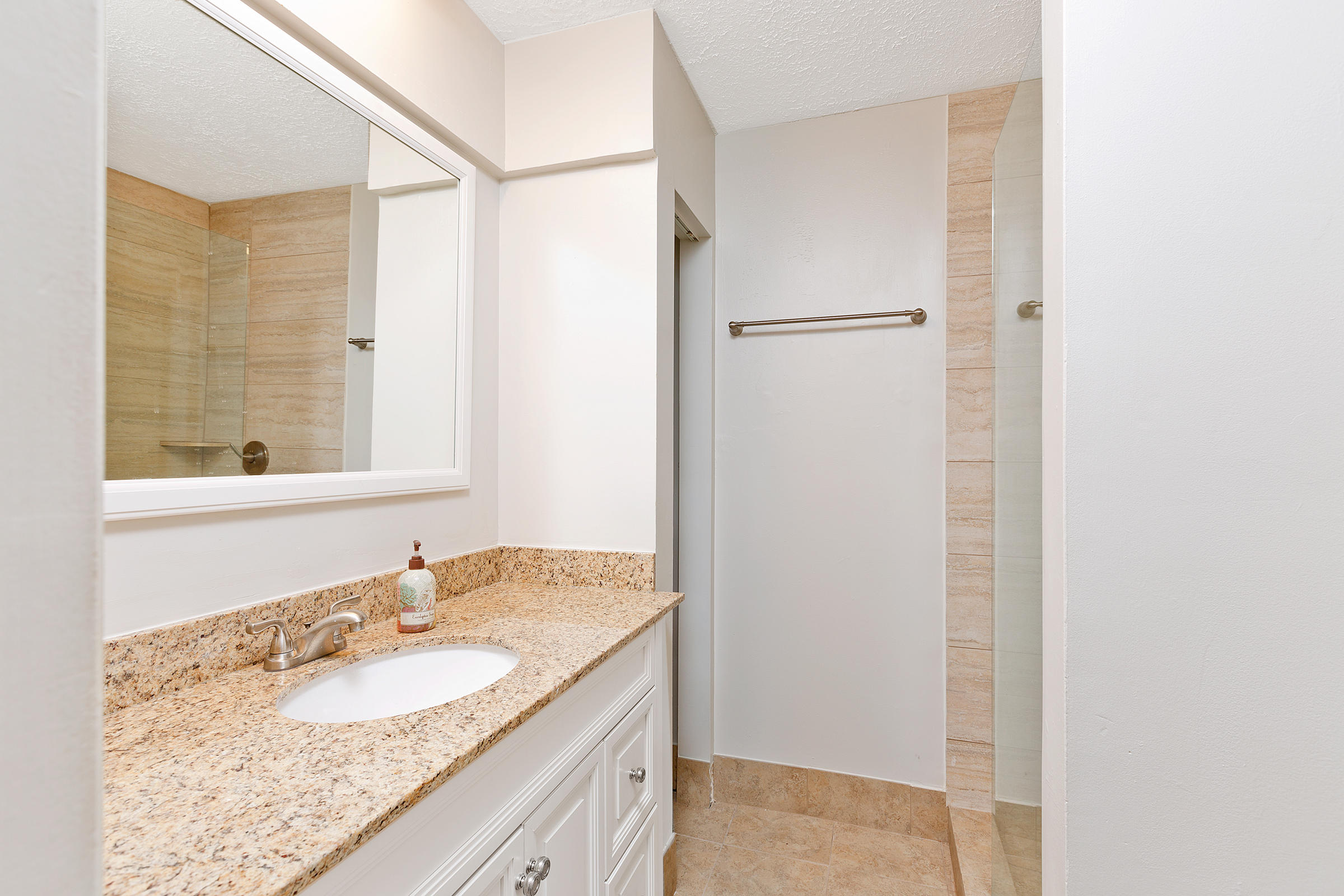 141 East Riverside Drive, Unit 6B Jupiter, FL 33469 - Photo 15 of 19 944FCE68-53D8-4D18-8FA0-1E2BF2933431