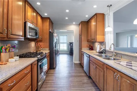 $379,900 | 16 Parlange Drive, Destrehan, LA 70047