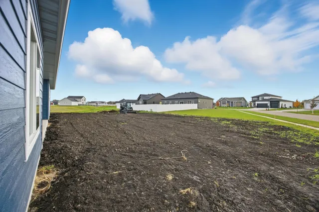 $649,900 | 4757 11th Street West, West Fargo, ND 58078