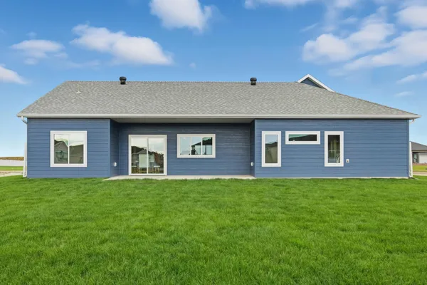 $649,900 | 4757 11th Street West, West Fargo, ND 58078