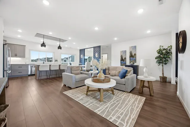 $649,900 | 4757 11th Street West, West Fargo, ND 58078