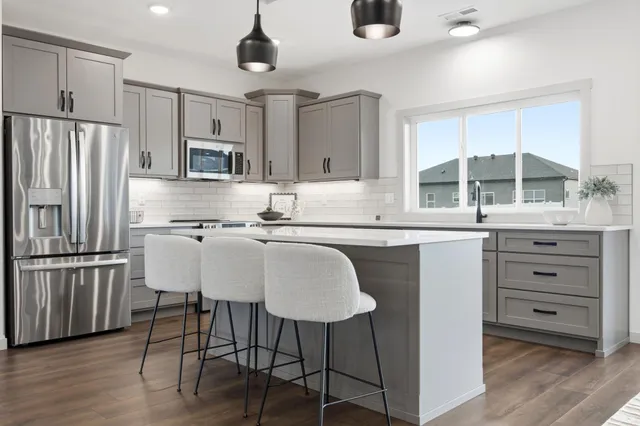 $649,900 | 4757 11th Street West, West Fargo, ND 58078