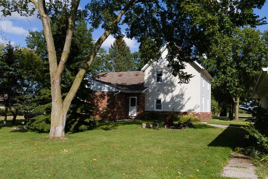 4920 County Line Road New Haven, MI 48048 - Photo 4 of 26 31330654-3.JPG