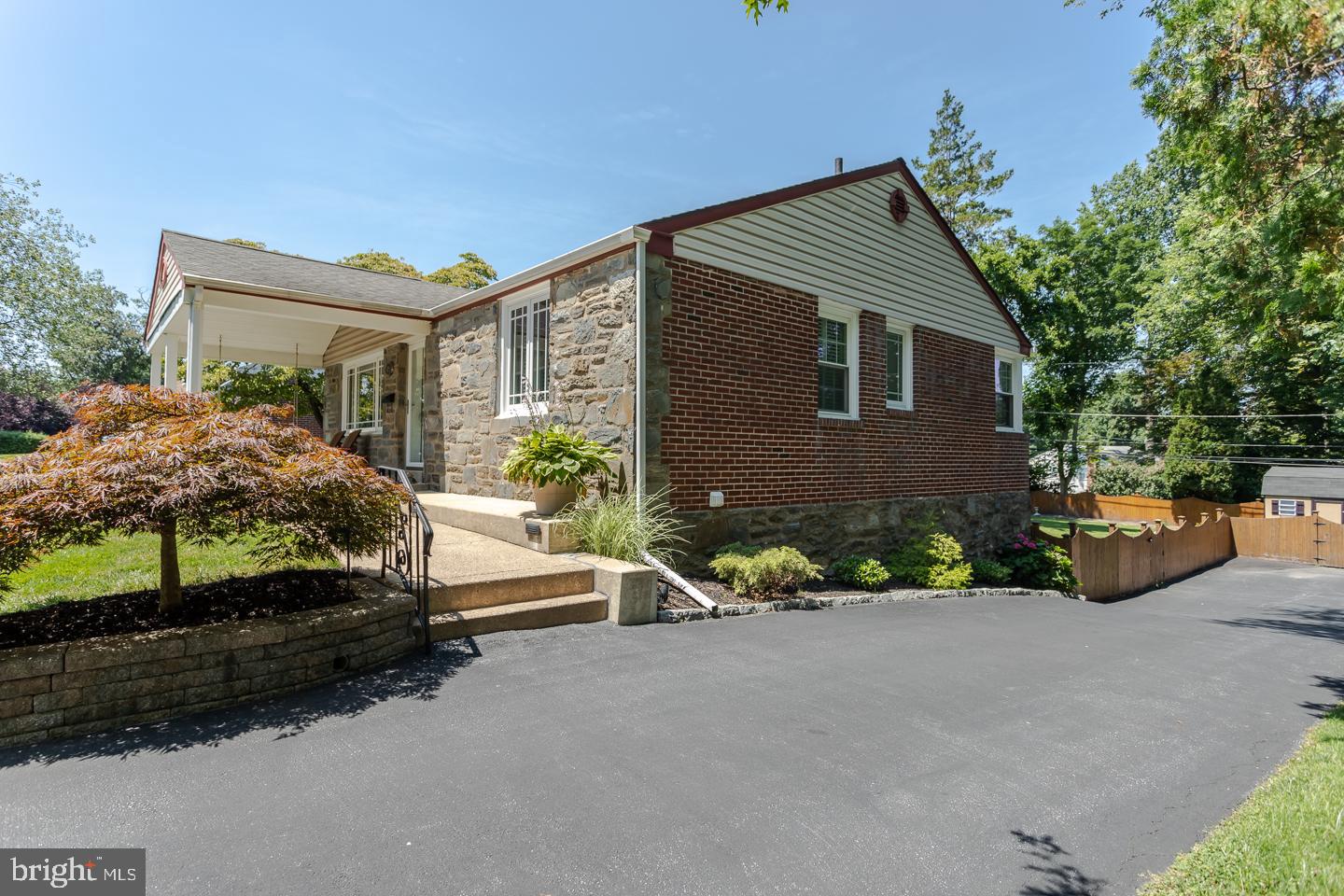 42 James Road Broomall, PA 19008 - Photo 4 of 35 Gallery Image 4