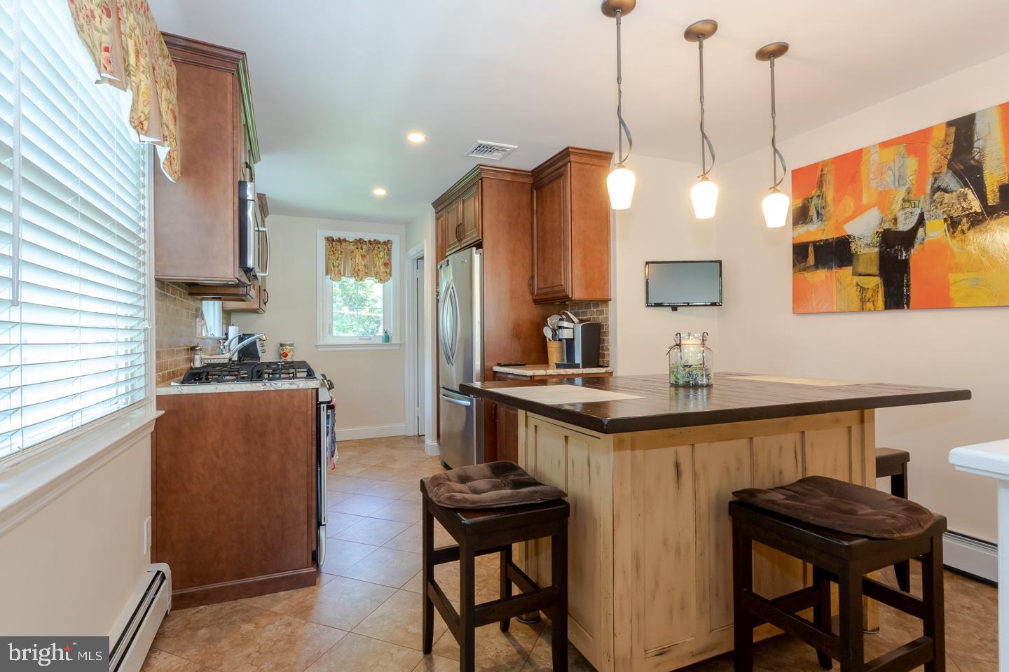 42 James Road Broomall, PA 19008 - Photo 9 of 35 Gallery Image 9