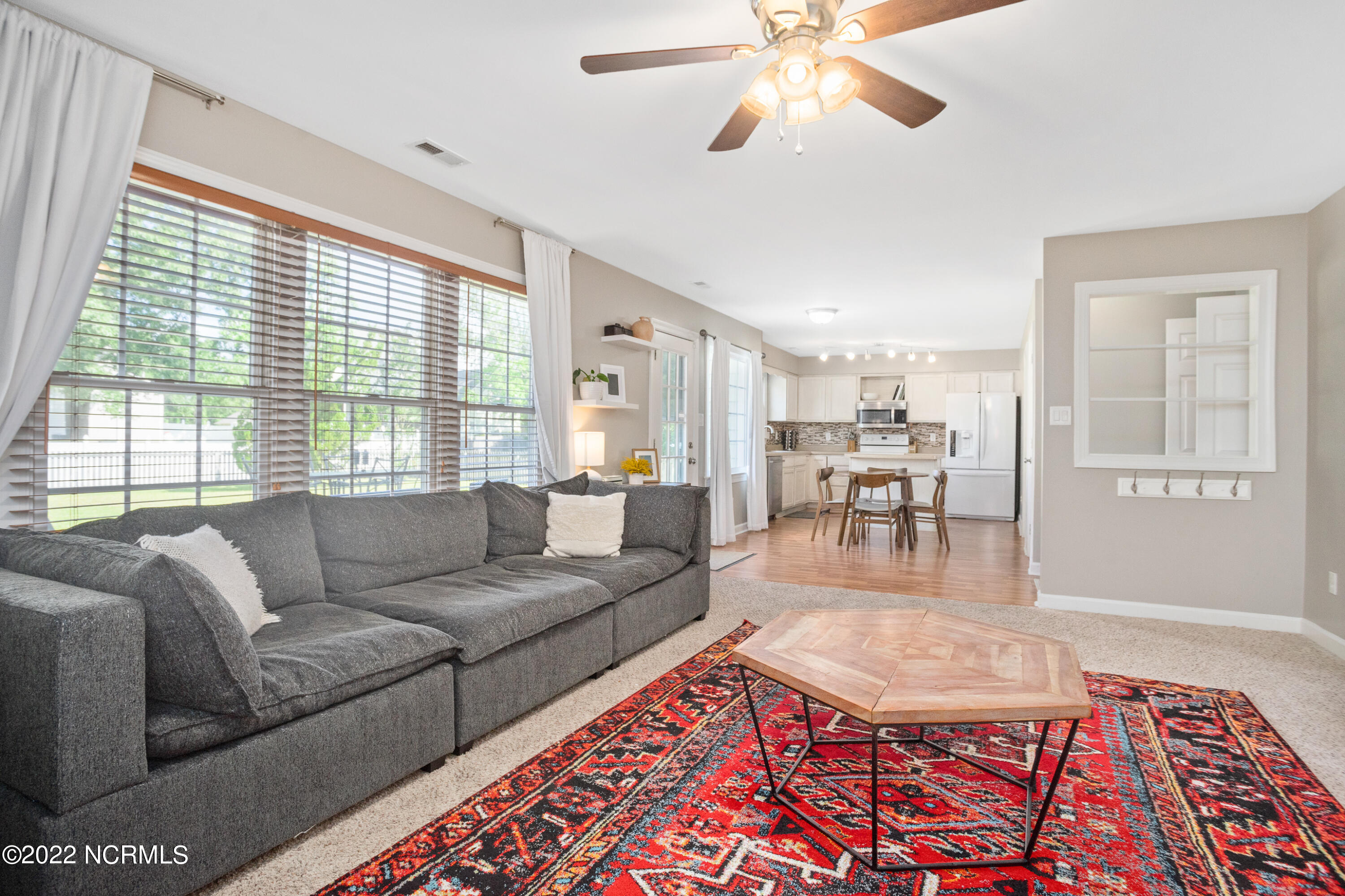 104 Bishops Gate Jacksonville, NC 28540 - Photo 16 of 40 104 Bishopsgate 16May2022_SB_07951