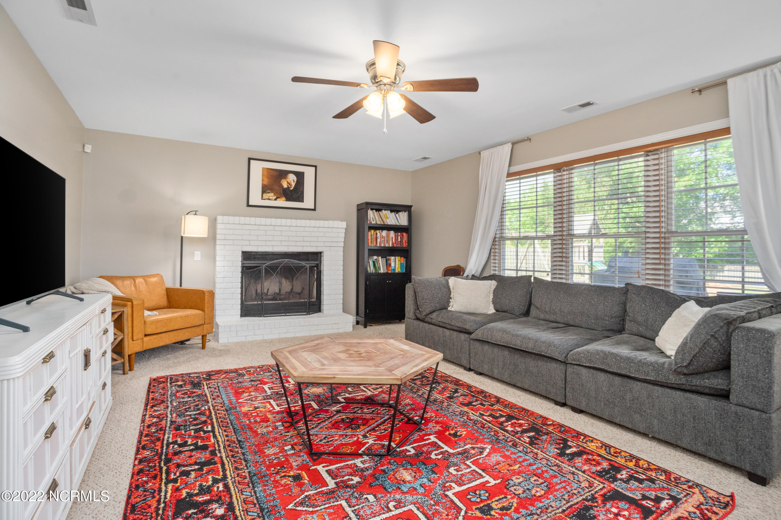 104 Bishops Gate Jacksonville, NC 28540 - Photo 17 of 40 104 Bishopsgate 16May2022_SB_07946