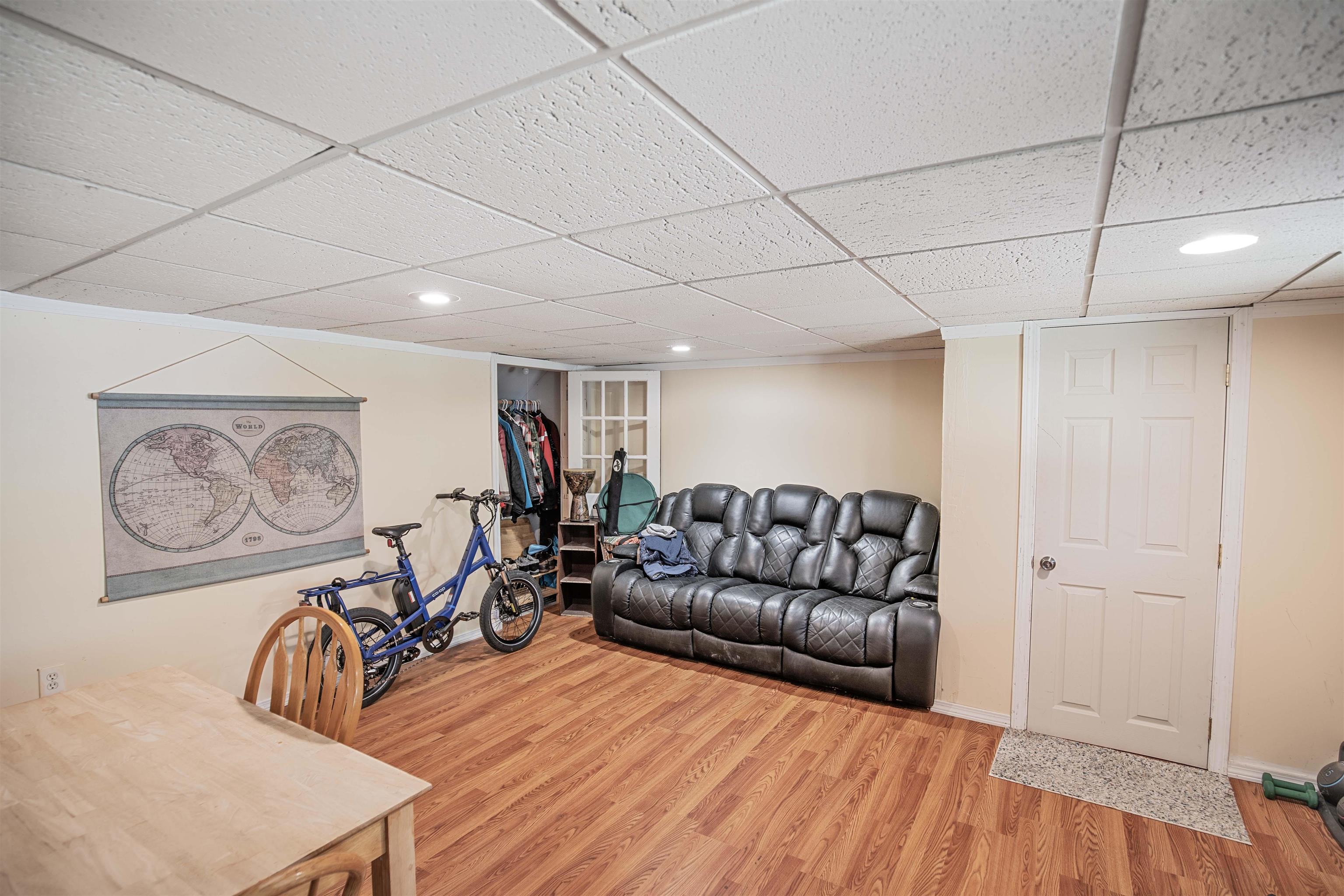 948 Center Road, Unit A Lyndeborough, NH 03082 - Photo 24 of 41