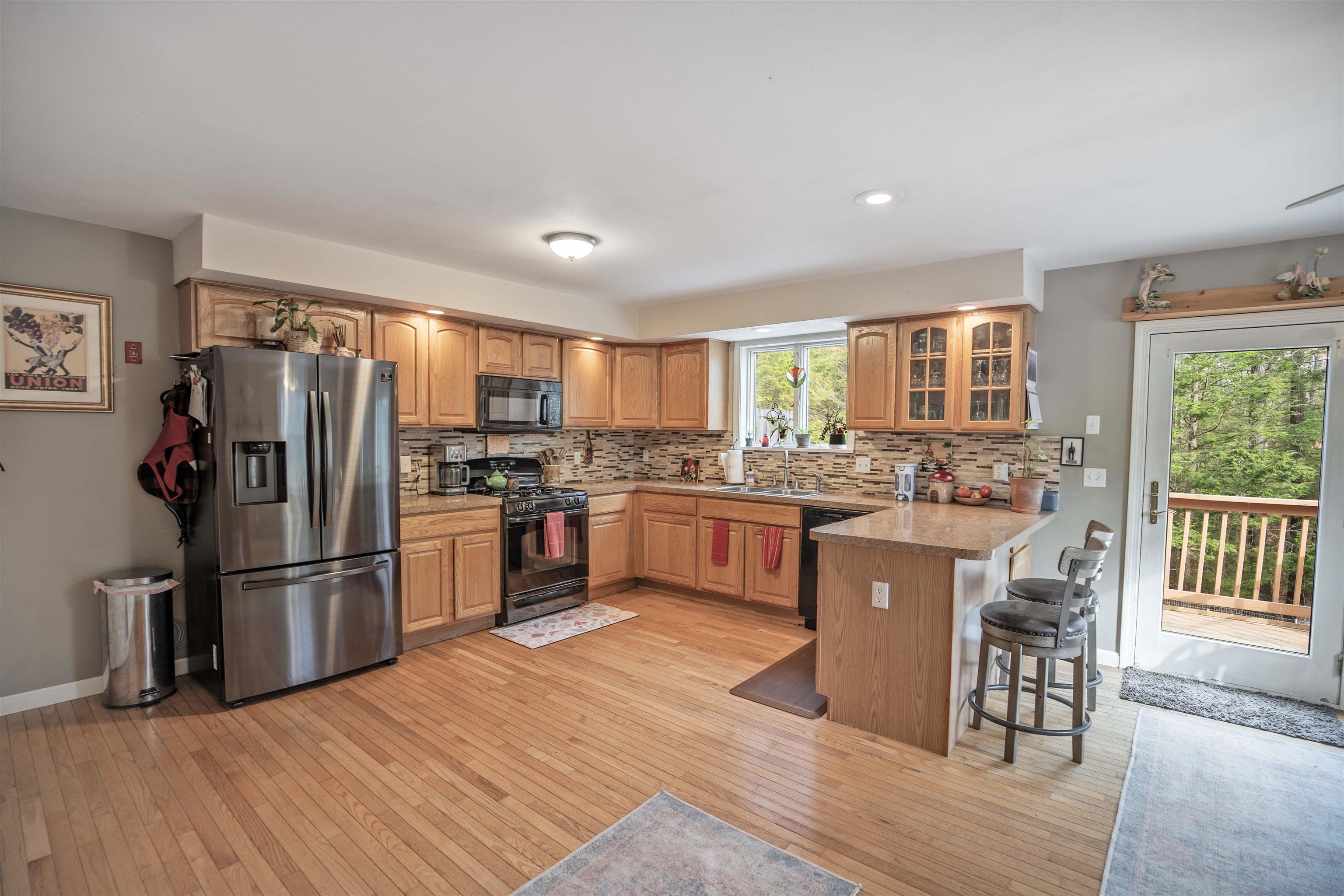 948 Center Road, Unit A Lyndeborough, NH 03082 - Photo 7 of 41