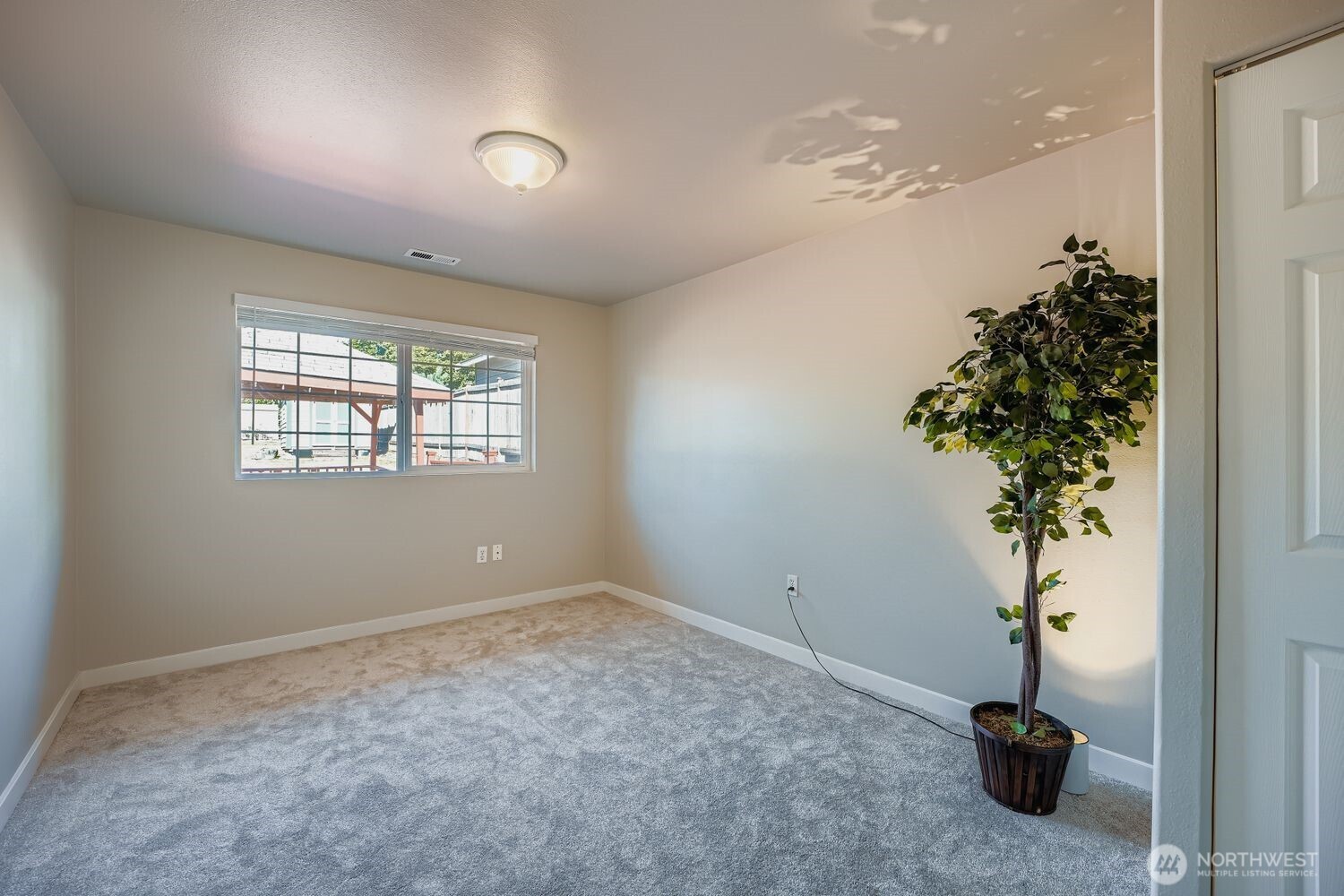 22408 Meridian Avenue South Bothell, WA 98021 - Photo 11 of 28 a view of entryway with a potted plant