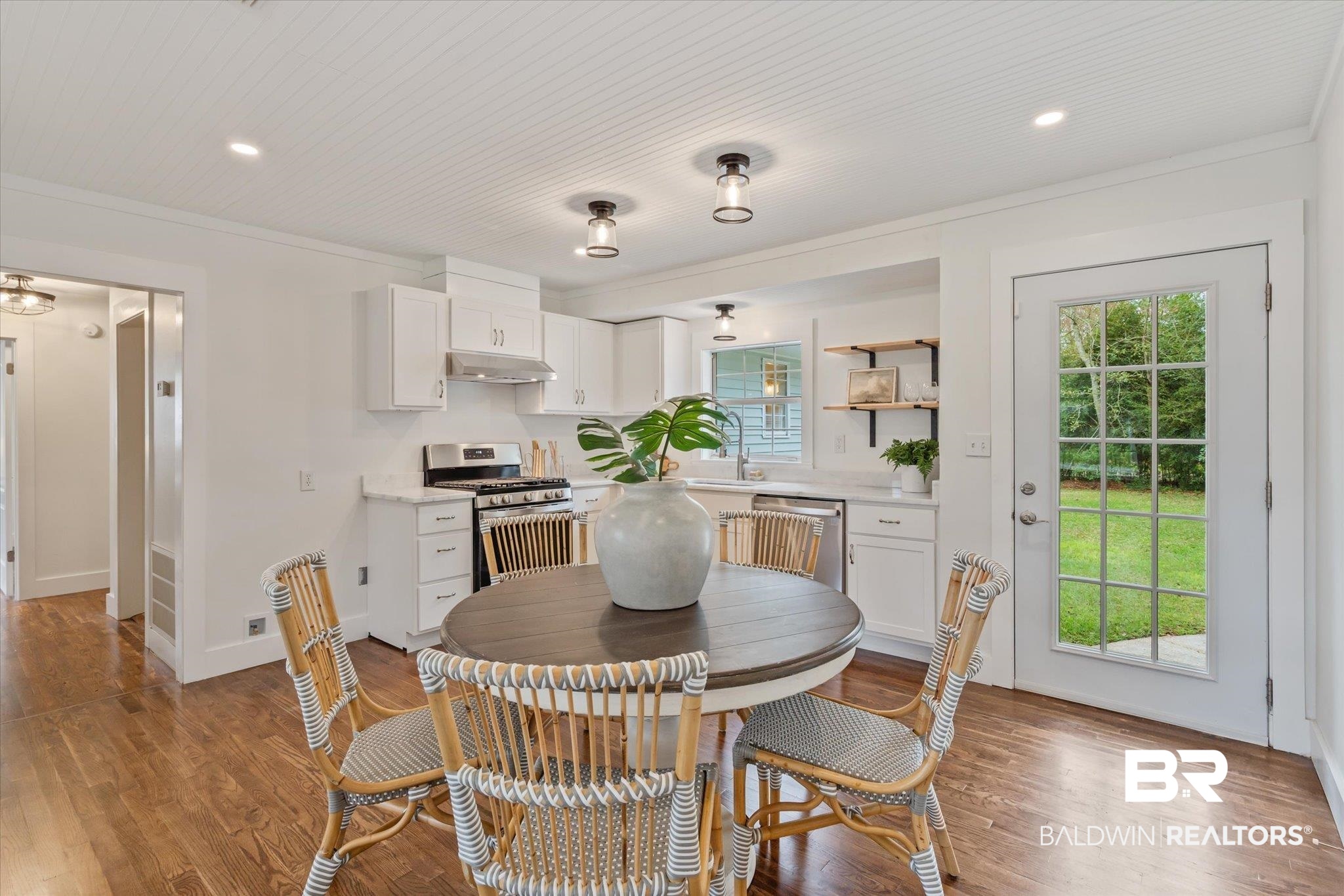 9020 Morphy Avenue Fairhope, AL 36532 - Photo 9 of 44