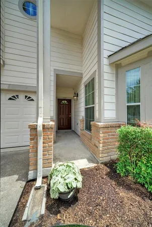 a view of a entryway door of the house