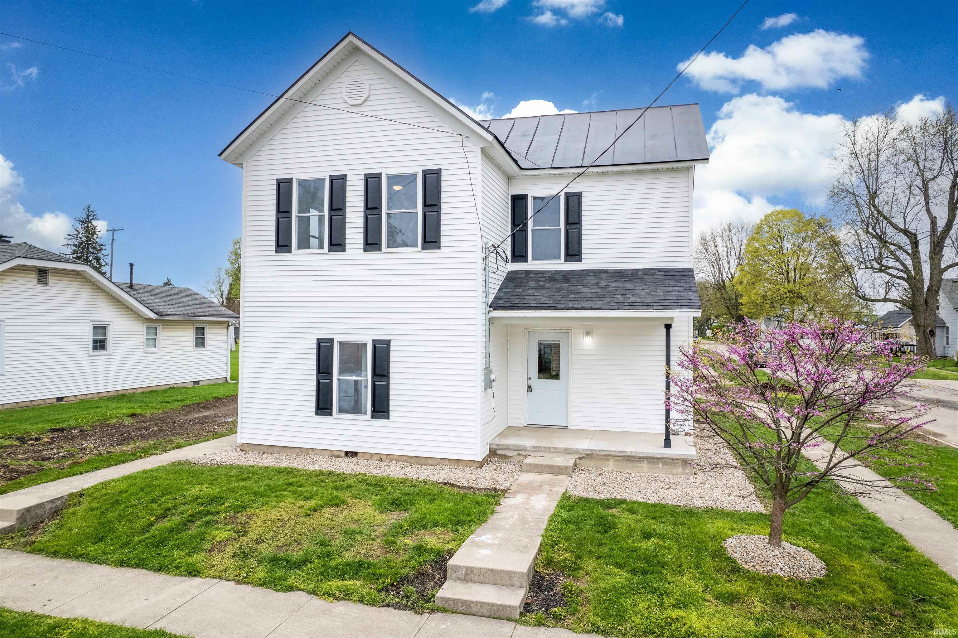 521 East Short Street Winchester, IN 47394 - Photo 1 of 28