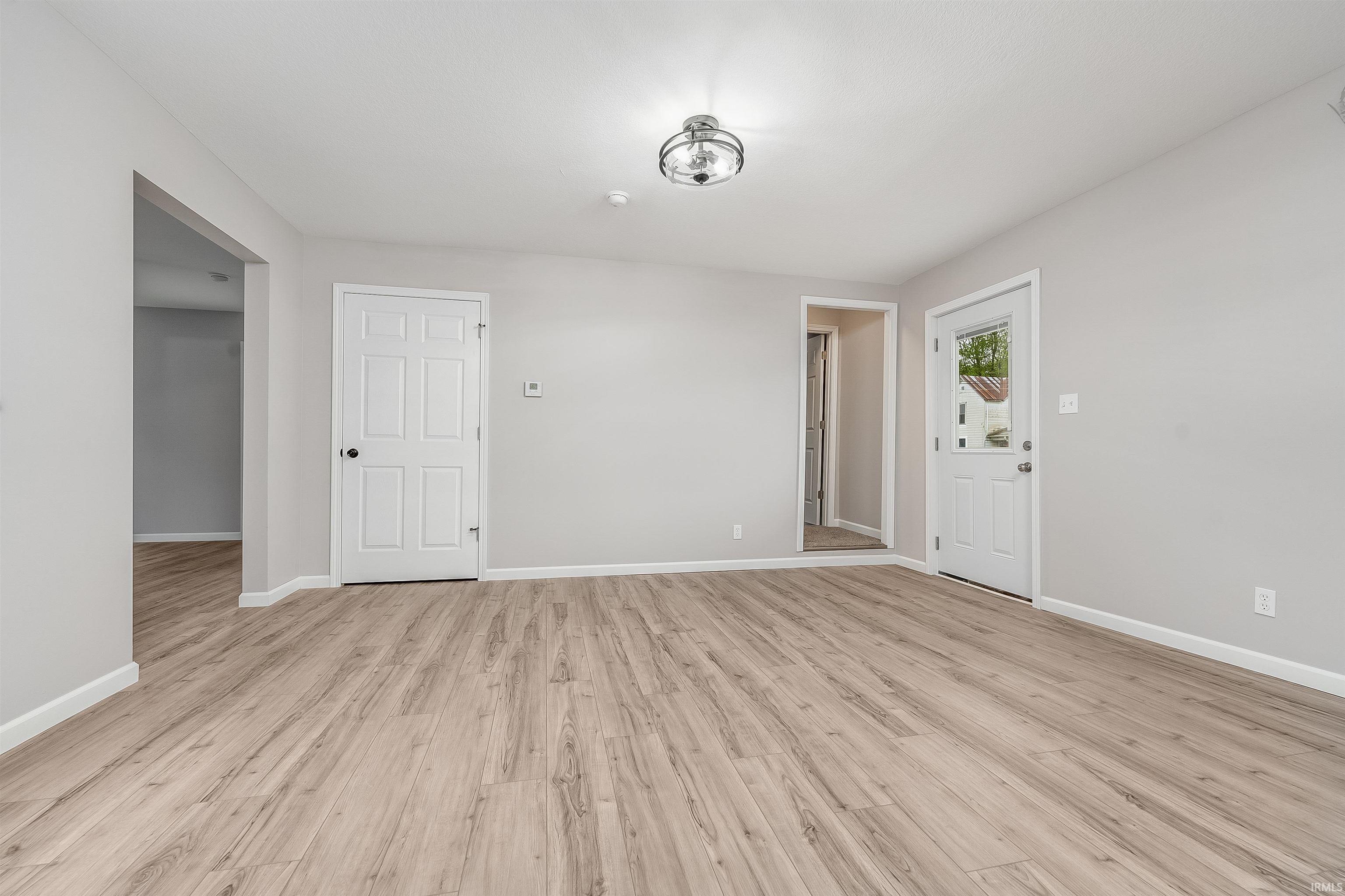 521 East Short Street Winchester, IN 47394 - Photo 17 of 28