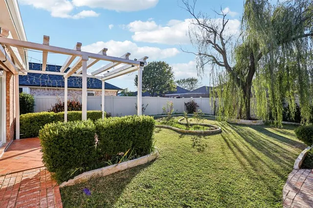 $2,500 | 7313 San Carlos Drive, Rowlett, TX 75089