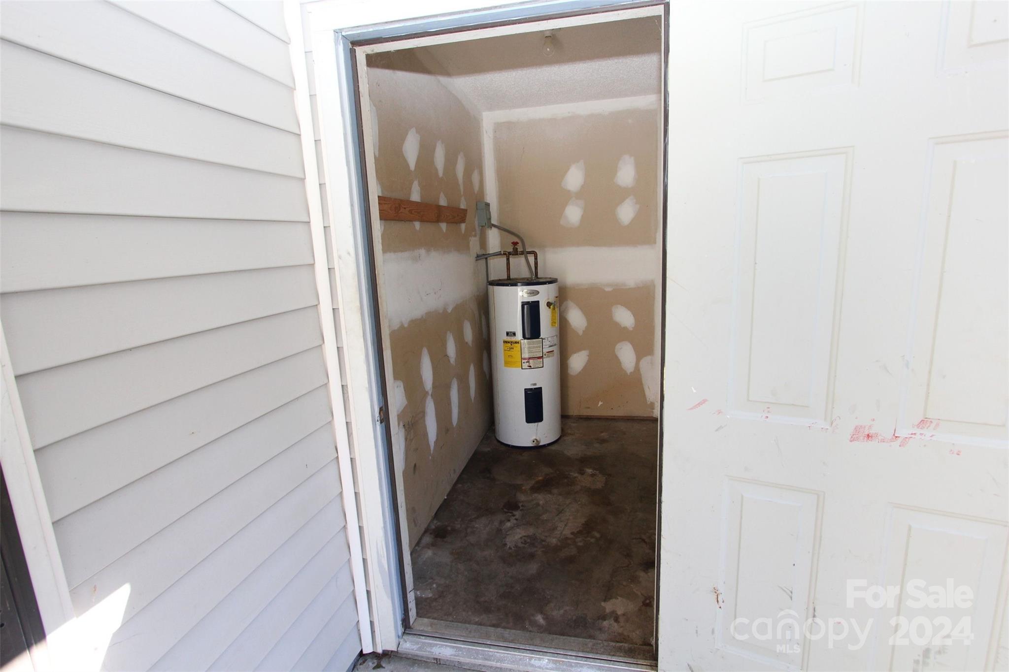301 Rosehaven Road Morven, NC 28119 - Photo 18 of 36 a view of a bathroom