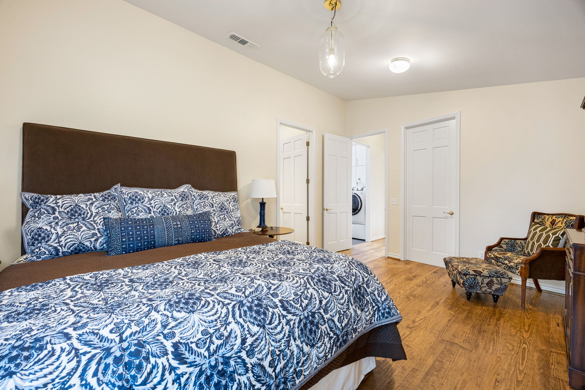 12900 Newberg Road Cat Spring, TX 78933 - Photo 17 of 39 Second primary suite downstairs