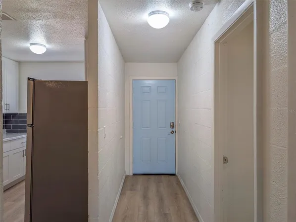 $1,575 | 2422 11th Street West, Bradenton, FL 34205