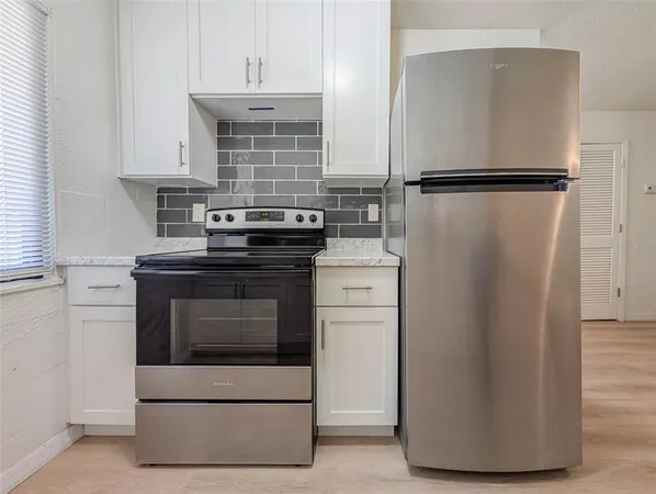 $1,575 | 2422 11th Street West, Bradenton, FL 34205