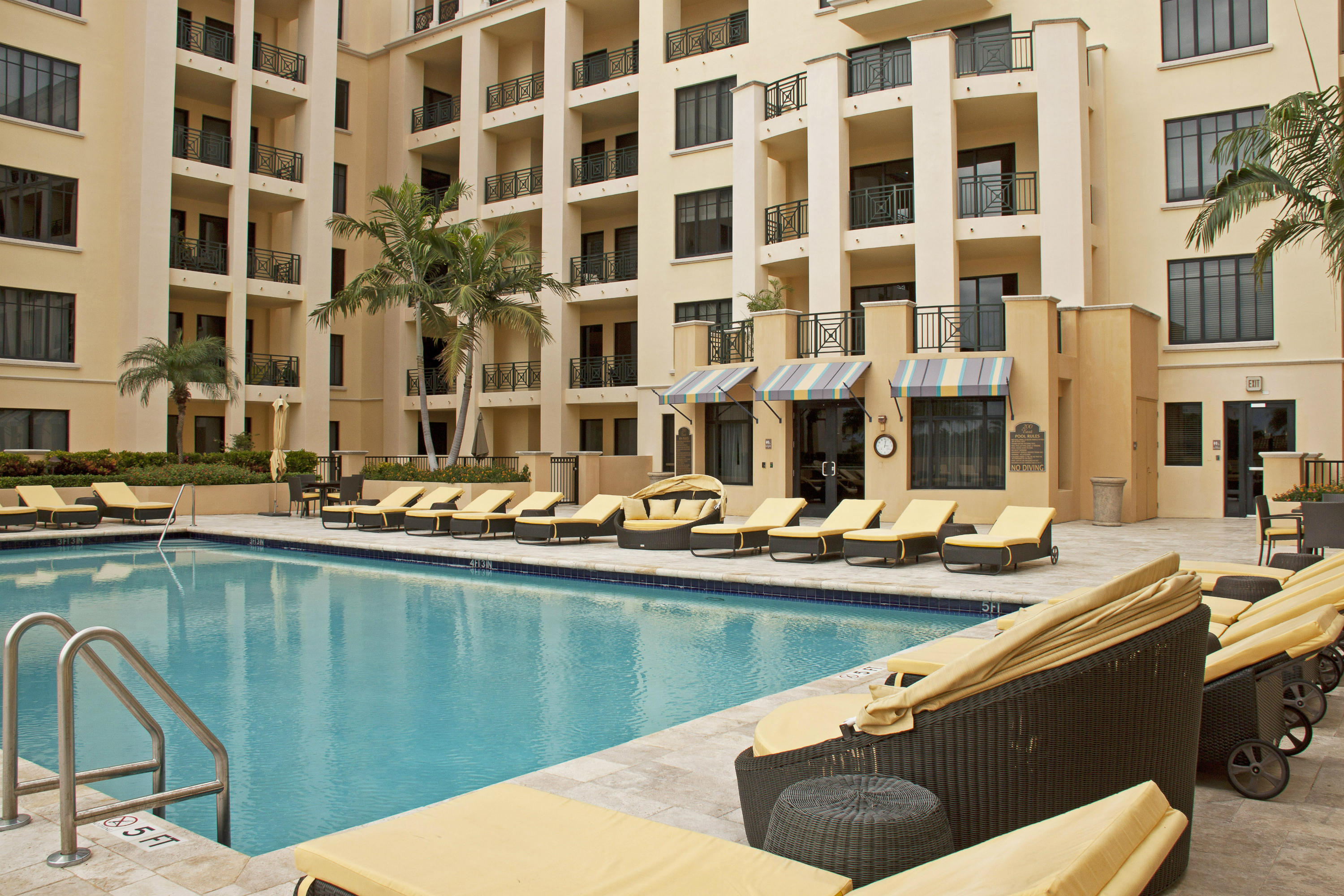 200 East Palmetto Park Road, Unit PH8 Boca Raton, FL 33432 - Photo 26 of 31 Buhle Pool Area 1