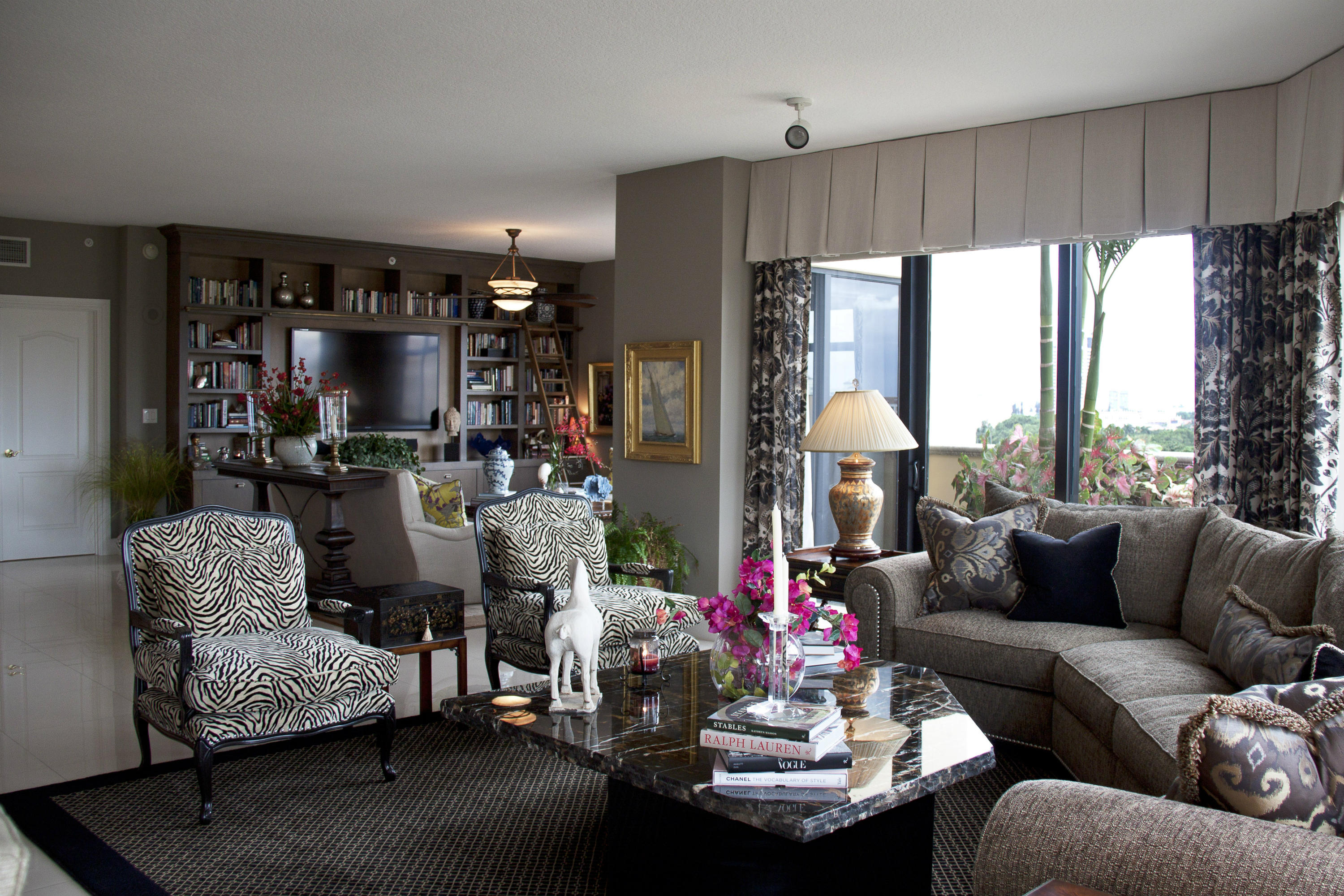 200 East Palmetto Park Road, Unit PH8 Boca Raton, FL 33432 - Photo 6 of 31 Buhle Living Room and Family Room