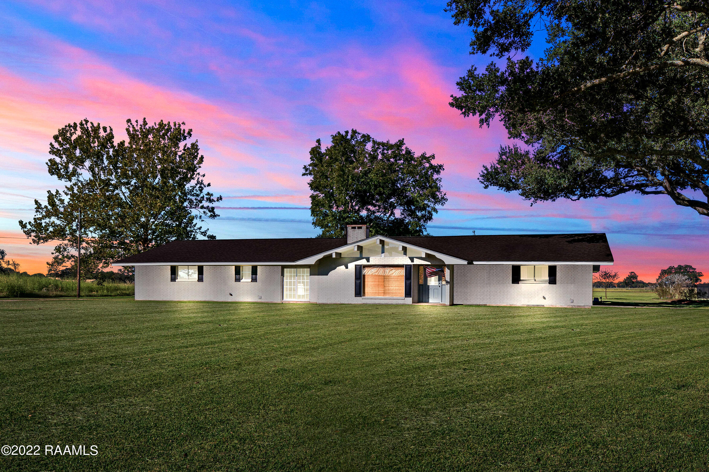 4FEBFDAF-CC00-4747-A8C8-070138F62558