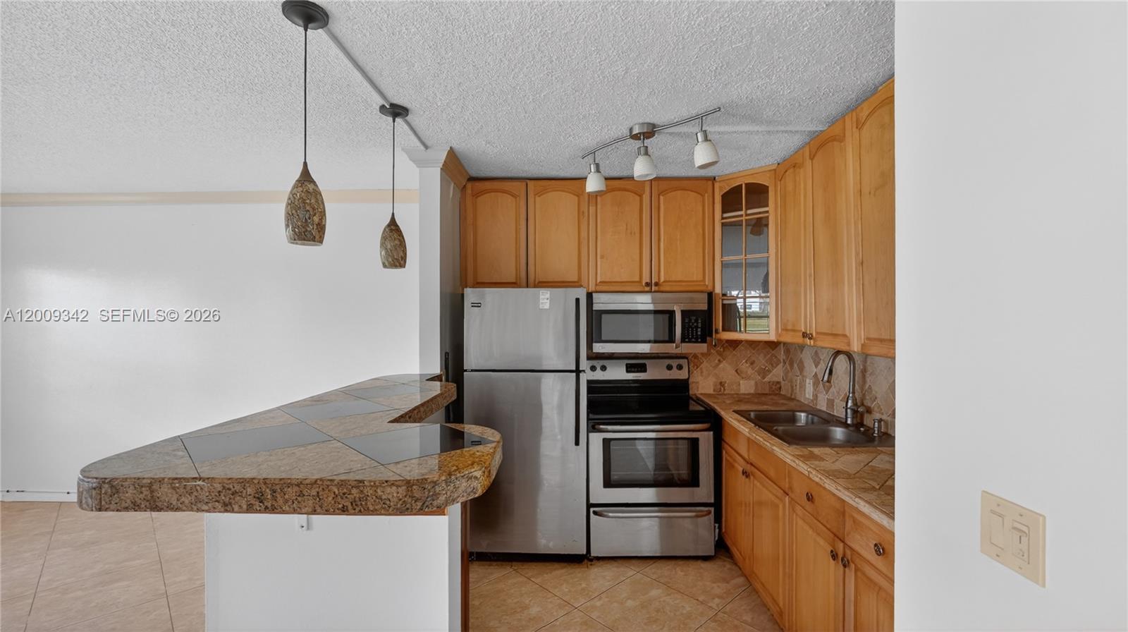 48 Mansfield B, Unit 48 Boca Raton, FL 33434 - Photo 7 of 21