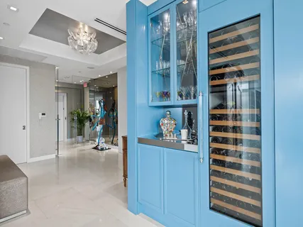 $3,495,000 | 21 Isle Of Venice Drive, Unit 301, Fort Lauderdale, FL 33301