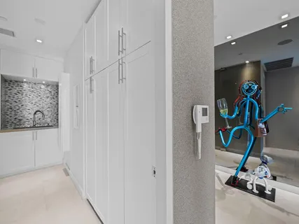 $3,495,000 | 21 Isle Of Venice Drive, Unit 301, Fort Lauderdale, FL 33301