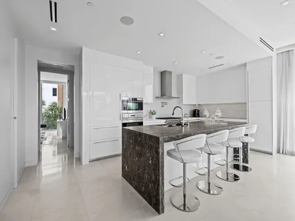 $3,495,000 | 21 Isle Of Venice Drive, Unit 301, Fort Lauderdale, FL 33301