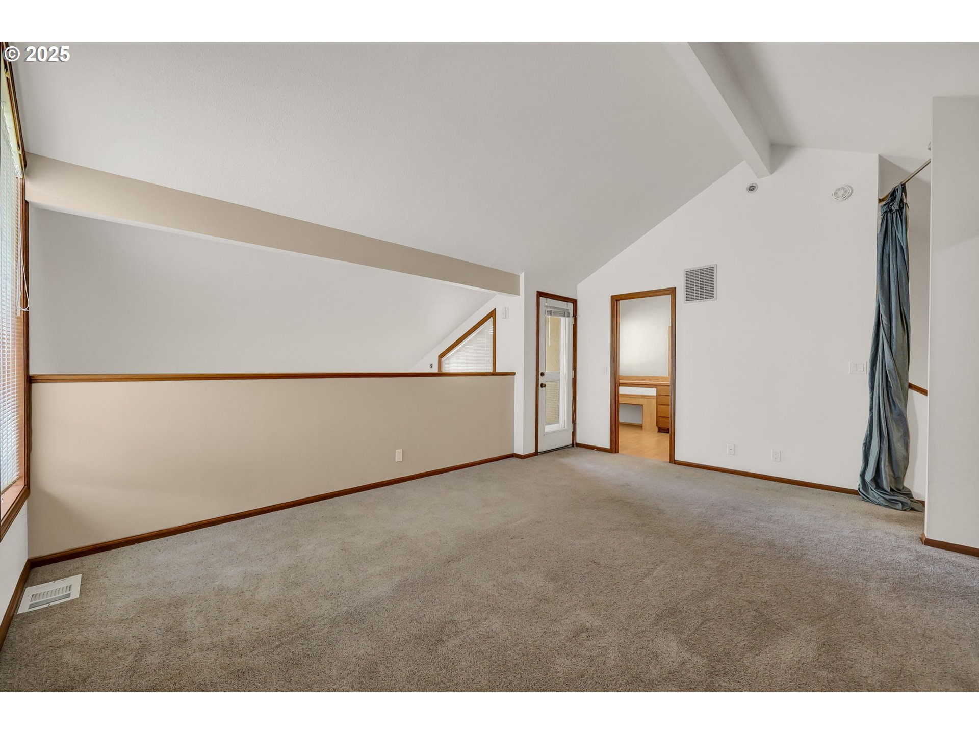 648 Wimbledon Court Eugene, OR 97401 - Photo 24 of 45 a view of an empty room with a window