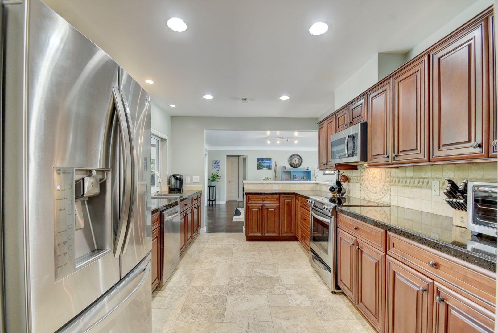 221 Southwest 8th Terrace Boca Raton, FL 33486 - Photo 11 of 34 13_virtuals1 (13)