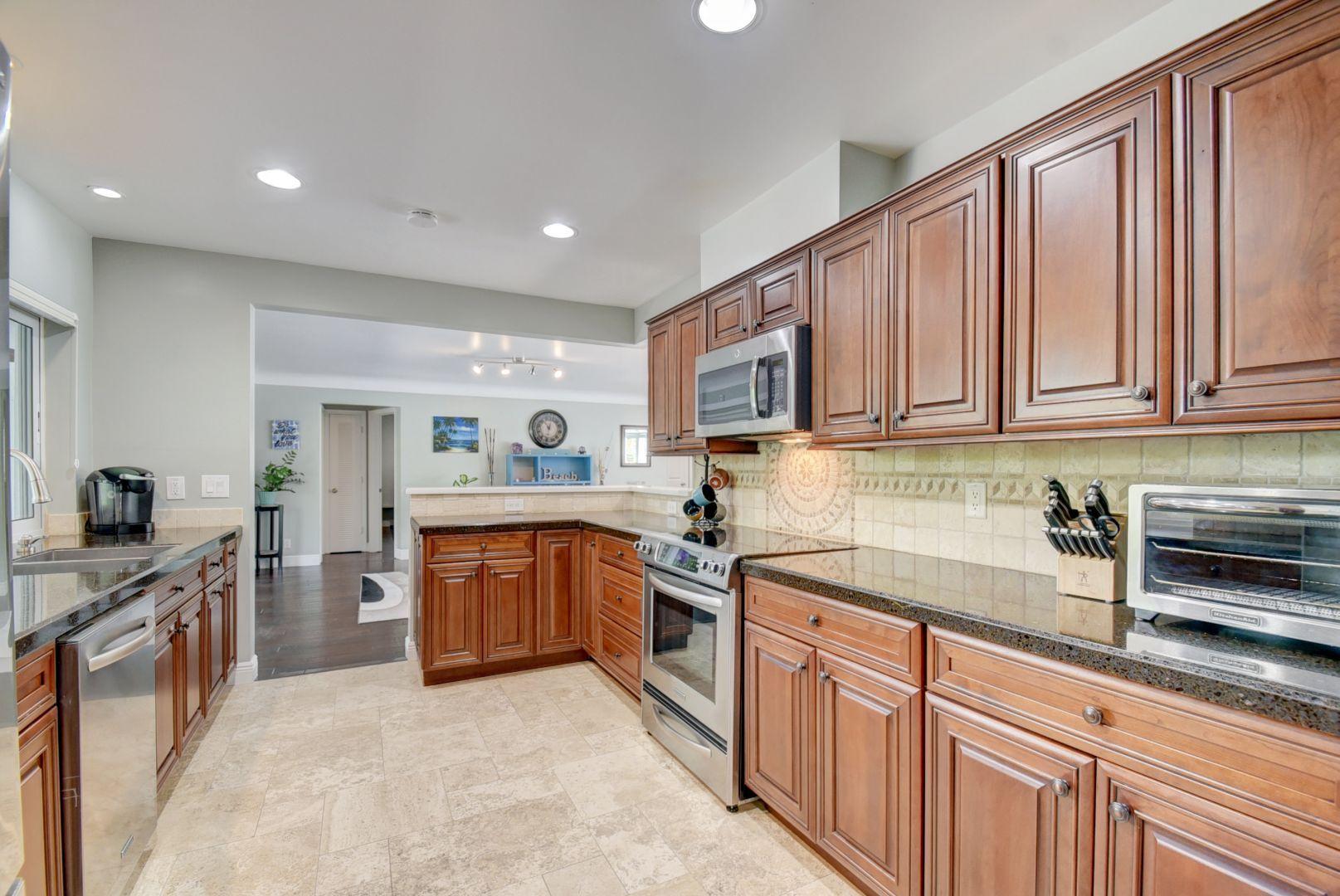 221 Southwest 8th Terrace Boca Raton, FL 33486 - Photo 12 of 34 14_virtuals1 (14)
