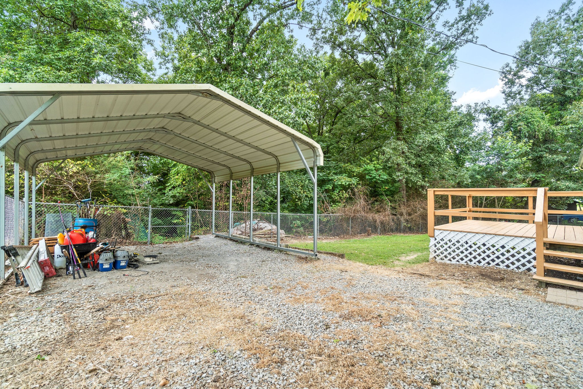 660 Palmyra Road Clarksville, TN 37040 - Photo 27 of 33 a view of a house with backyard and sitting area