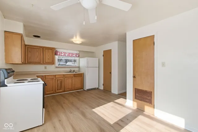 $425,000 | 10701 Broadway Street, Carmel, IN 46280