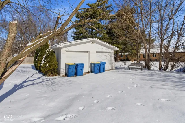 $425,000 | 10701 Broadway Street, Carmel, IN 46280