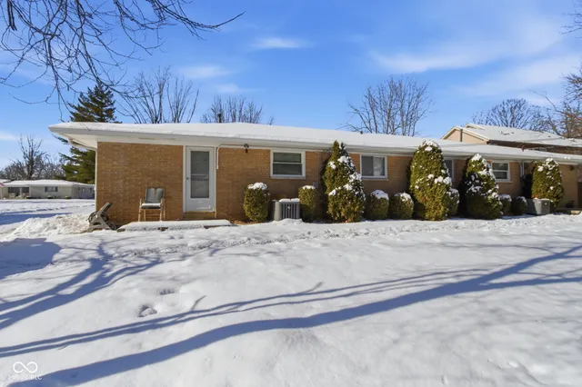 $425,000 | 10701 Broadway Street, Carmel, IN 46280