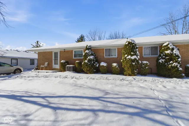 $425,000 | 10701 Broadway Street, Carmel, IN 46280