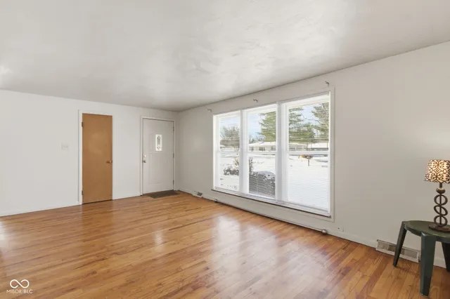 $425,000 | 10701 Broadway Street, Carmel, IN 46280