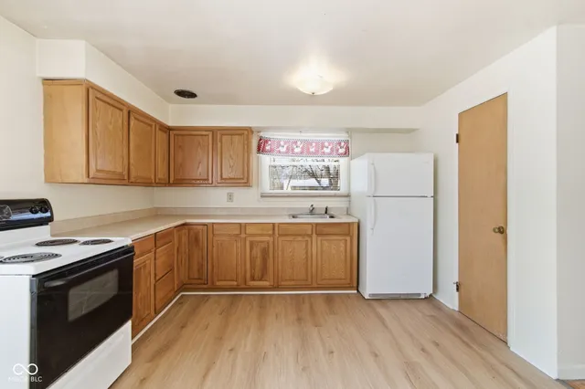 $425,000 | 10701 Broadway Street, Carmel, IN 46280