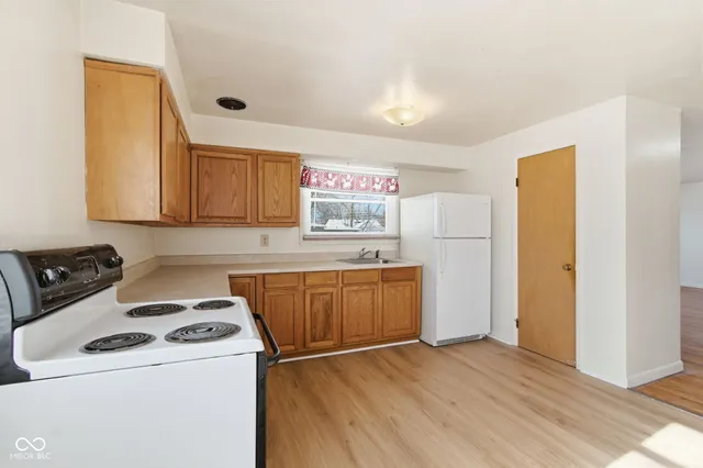 $425,000 | 10701 Broadway Street, Carmel, IN 46280