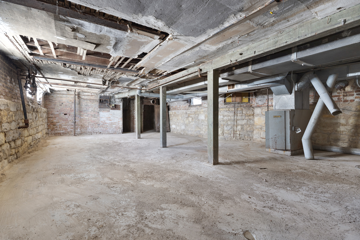 1457 West Marquette Road Chicago, IL 60636 - Photo 22 of 26 a view of empty room