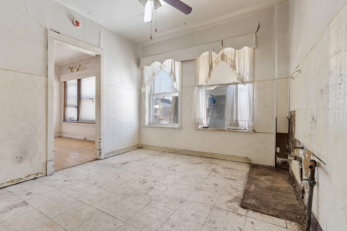 1457 West Marquette Road Chicago, IL 60636 - Photo 6 of 26