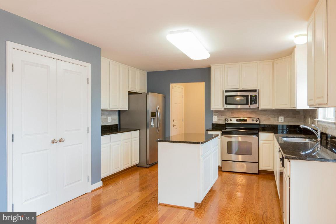 1419 Middletown Road Annapolis, MD 21409 - Photo 11 of 30 Kitchen