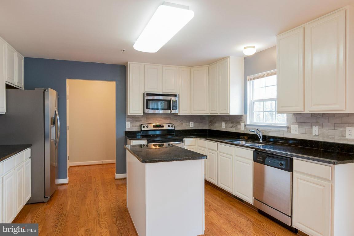 1419 Middletown Road Annapolis, MD 21409 - Photo 10 of 30 Kitchen