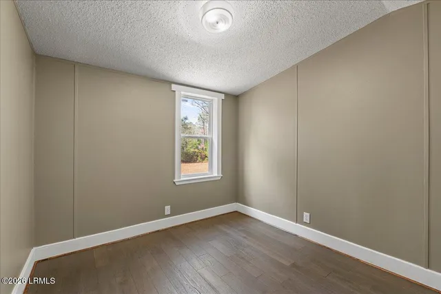 $1,500 | 159 Apple Blossom Lane, Ridgeland, SC 29936